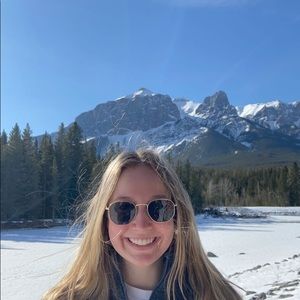 Meet your Posher, Cydnie